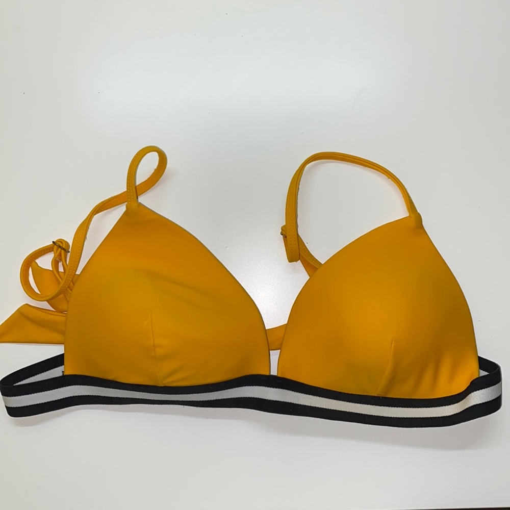Back tie bikini top